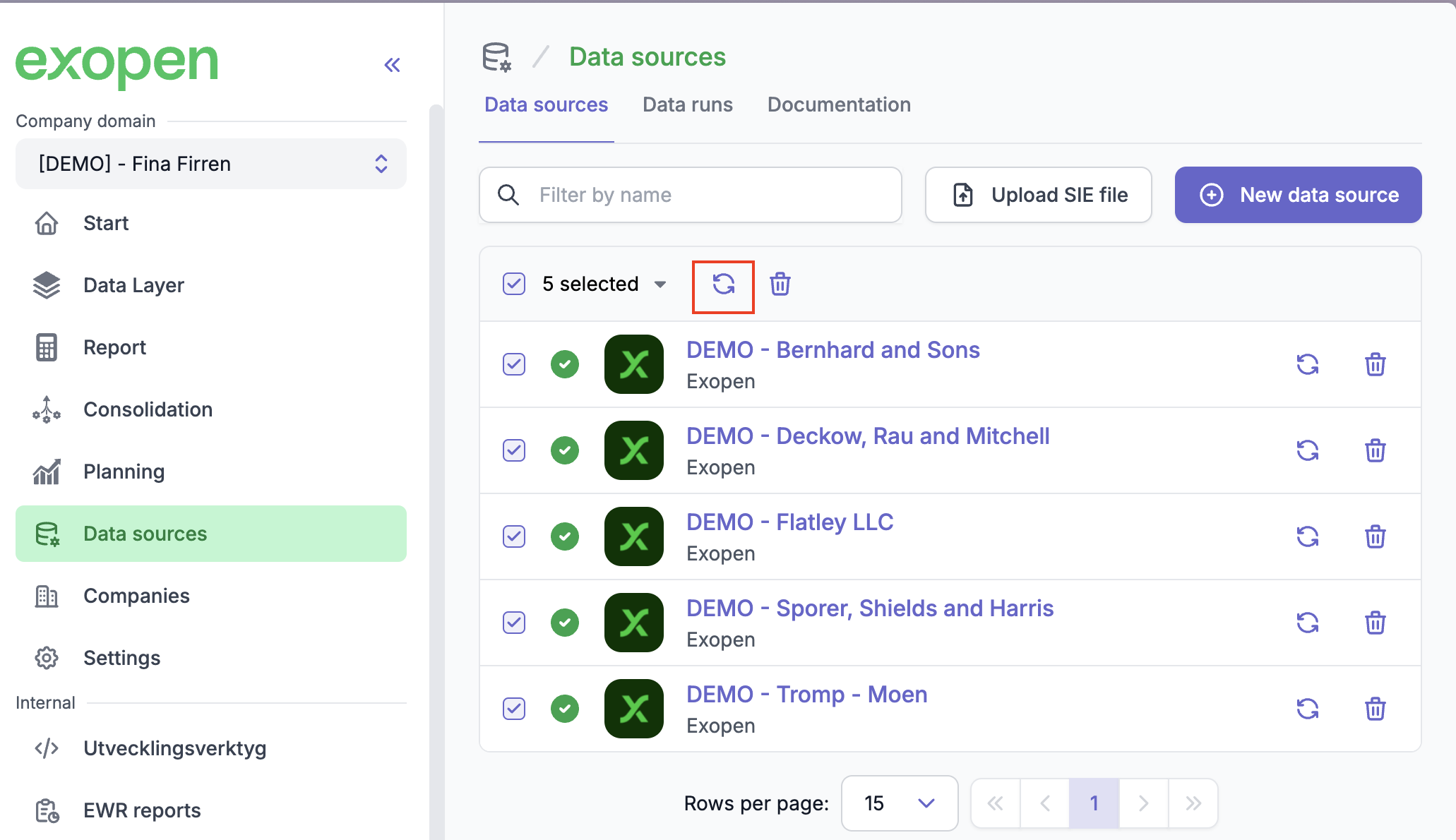 Synchronize multiple data sources at the same time